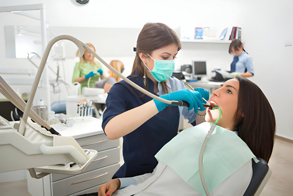 How to Care for Your Dentures: Tips and Tricks_2